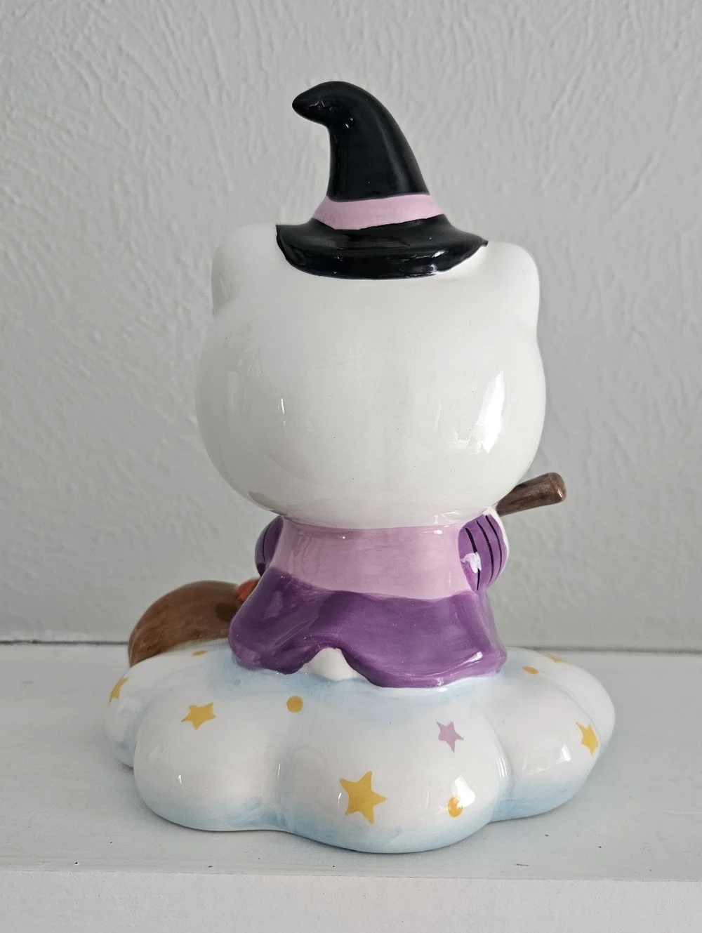 NWOT Blue Sky Clayworks X Hello Kitty & Friends- Hello Kitty Flying Witch Figure - Picture 3 of 5